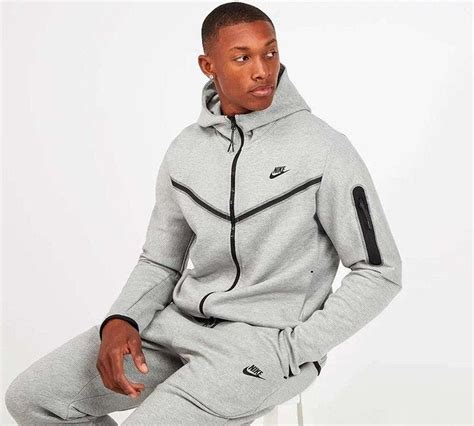 nike tech fleece grijs oude collectie|nike tech fleece tracksuits.